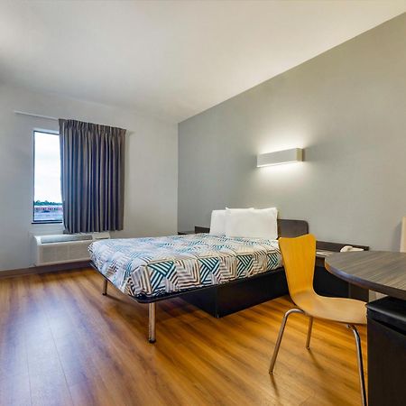 Motel 6 Texas City I-45 المظهر الخارجي الصورة