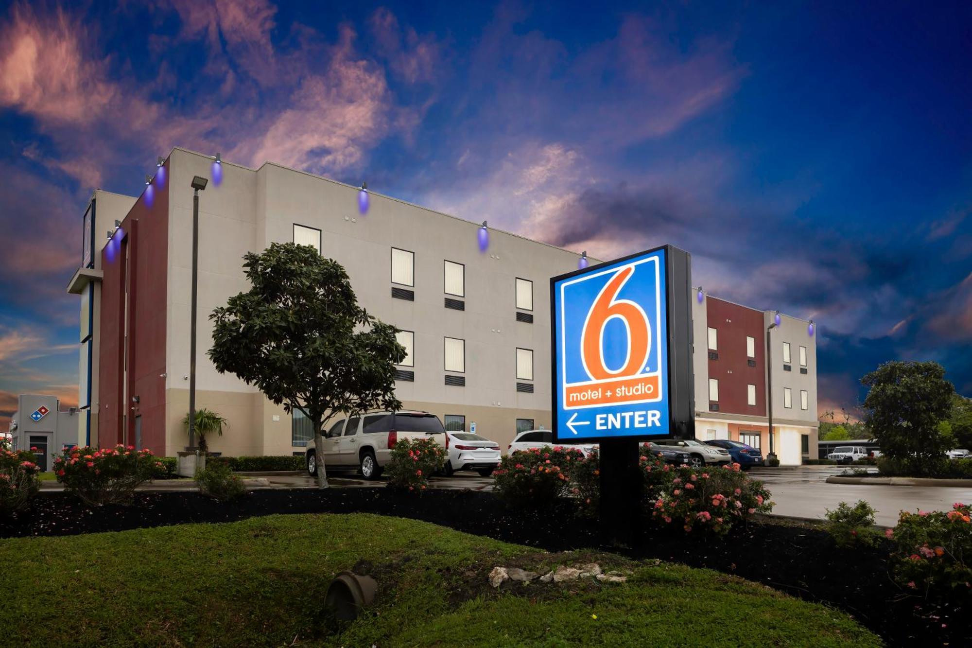 Motel 6 Texas City I-45 المظهر الخارجي الصورة