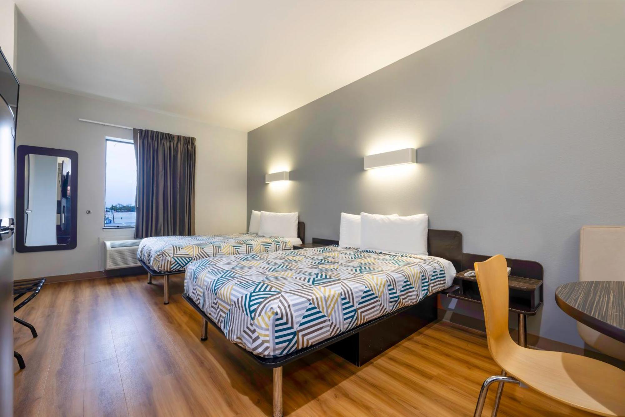 Motel 6 Texas City I-45 المظهر الخارجي الصورة